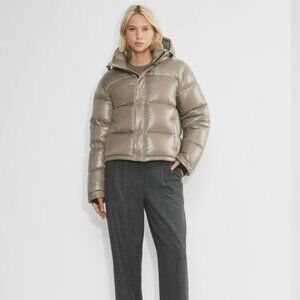 Aritzia Super Puff Shorty - Hi- Gloss